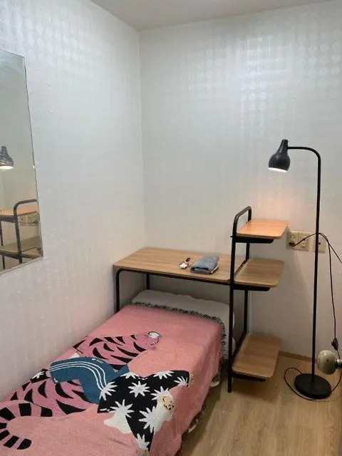 E-Cozy House Hostel Seoul
