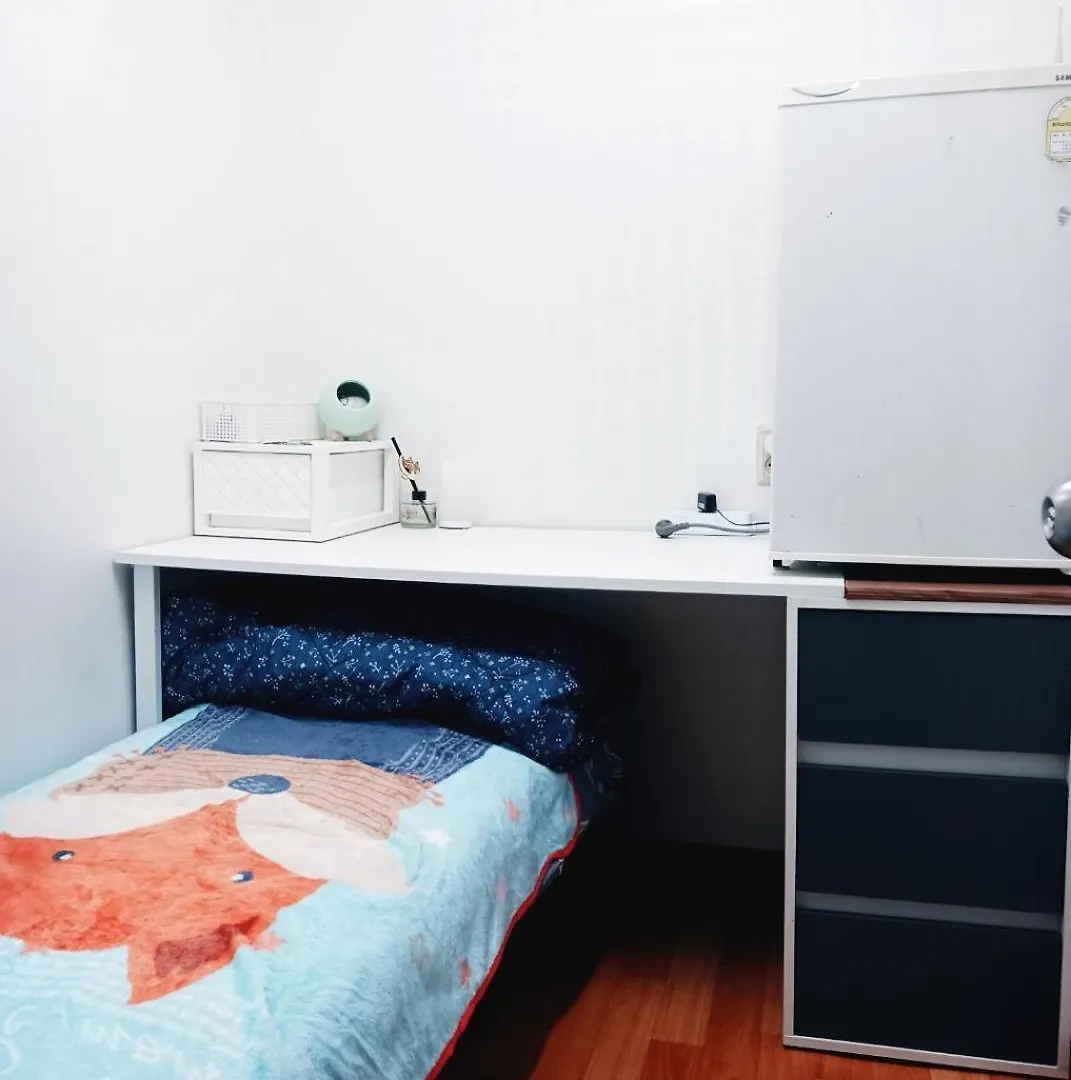 E-Cozy House Hostel Seoul
